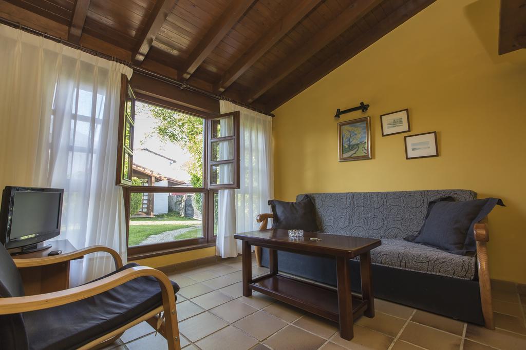 Apartamentos Rurales Playa Del Canal Villanueva de Pria Экстерьер фото